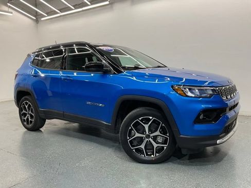 New 2026 Jeep Compass Limited AWD/4WD image 2