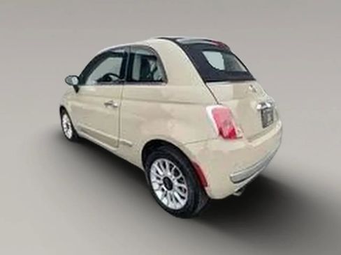 Used 2012 FIAT 500 Lounge w/ Luxury Leather Pkg FWD image 3