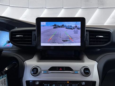 Used 2021 Ford Explorer 2WD image 16