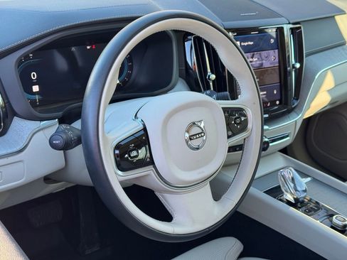 Used 2025 Volvo XC60 B5 Ultra w/ Protection Package Premier image 18