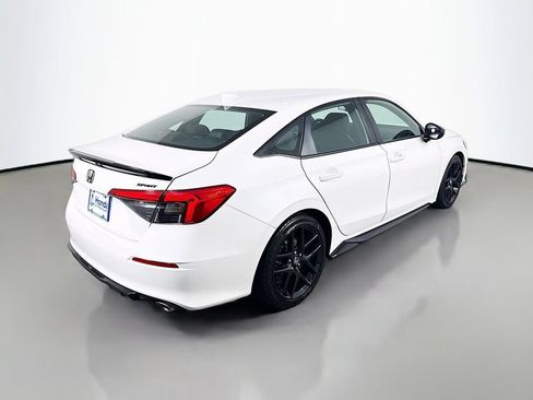 Used 2023 Honda Civic Sport image 4