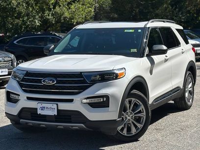 Certified 2023 Ford Explorer XLT w/ Equipment Group 202A