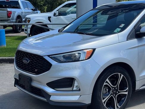 Used 2019 Ford Edge ST AWD/4WD image 2