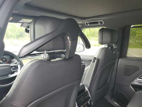 New 2027 Land Rover Range Rover Long Wheelbase SE AWD/4WD image 25