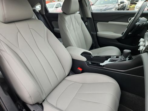 Certified 2025 Acura Integra image 14