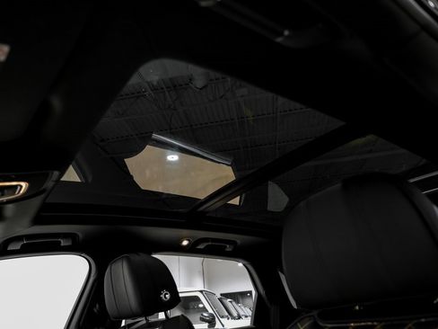 Used 2023 Bentley Bentayga Speed image 8