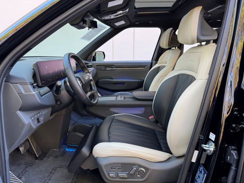 Used 2024 Kia EV9 GT-Line image 17