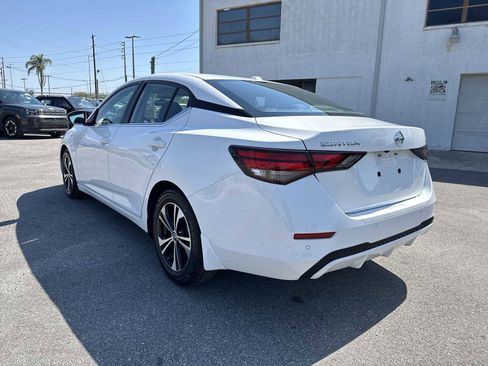 Used 2021 Nissan Sentra SV image 4