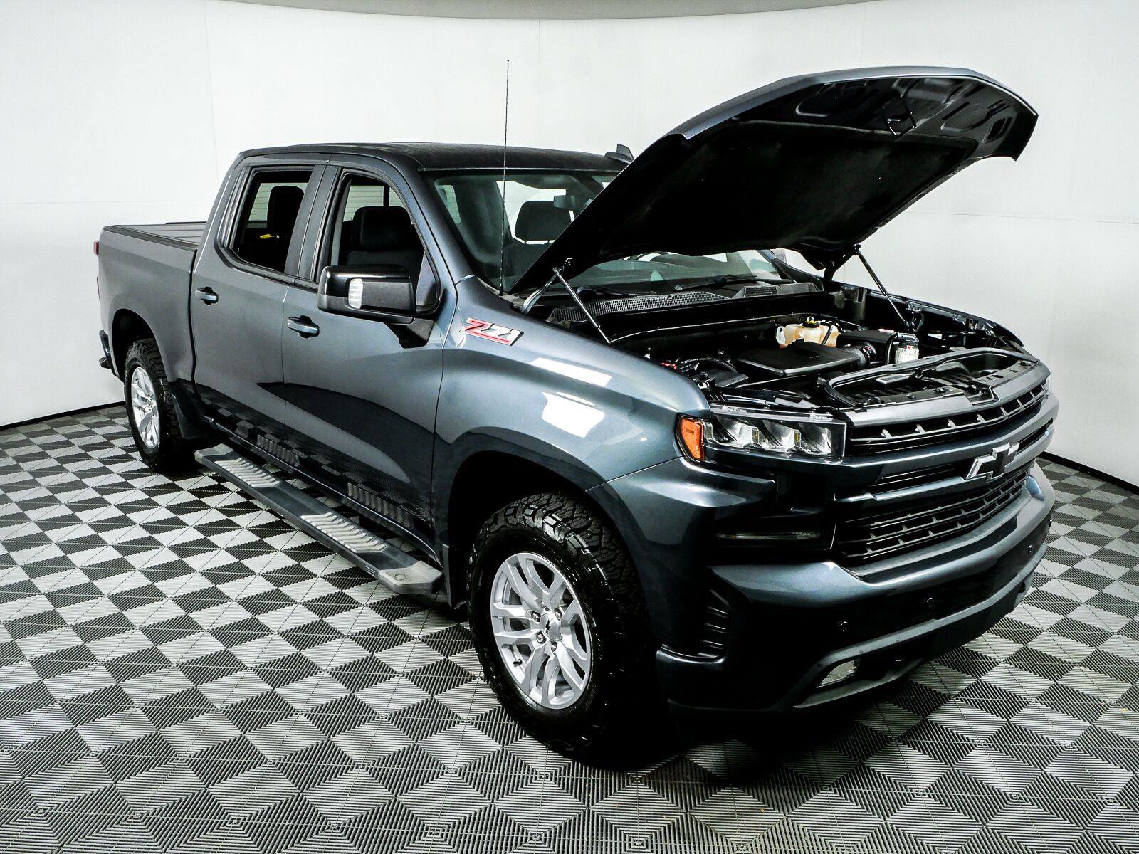 Used 2020 Chevrolet Silverado 1500 RST AWD/4WD image 31