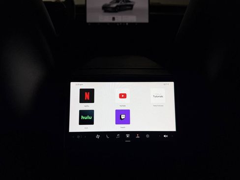 Used 2024 Tesla Model 3 Long Range AWD/4WD image 27