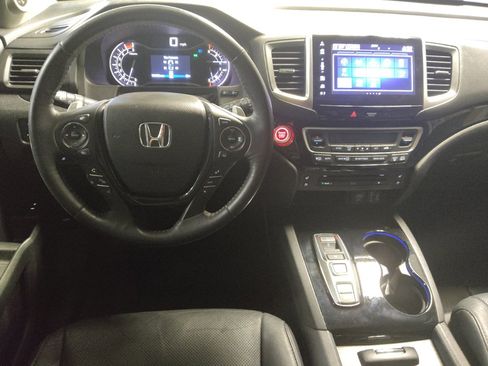 Used 2018 Honda Pilot Elite image 22