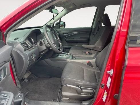 Used 2023 Honda Ridgeline Sport image 9