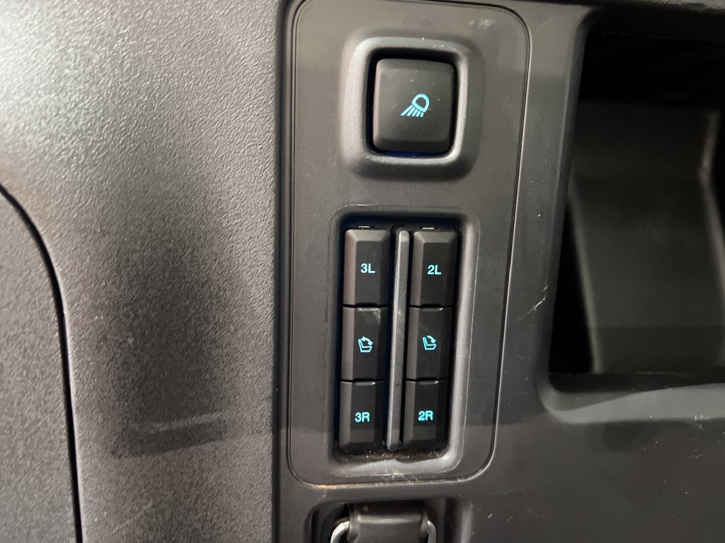 Used 2025 Ford Expedition Max Platinum AWD/4WD image 47