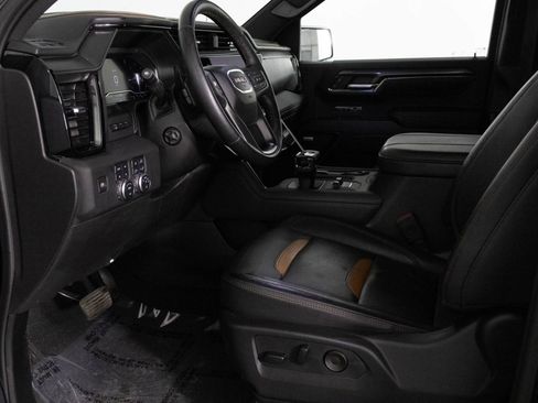 Certified 2024 GMC Sierra 1500 AT4 w/ Technology Package image 19