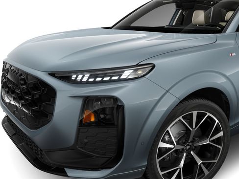 New 2026 Audi Q3 quattro 2.0T AWD/4WD image 2