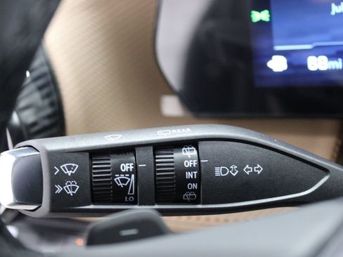 New 2026 Chevrolet Equinox ACTIV w/ Convenience Package III image 34