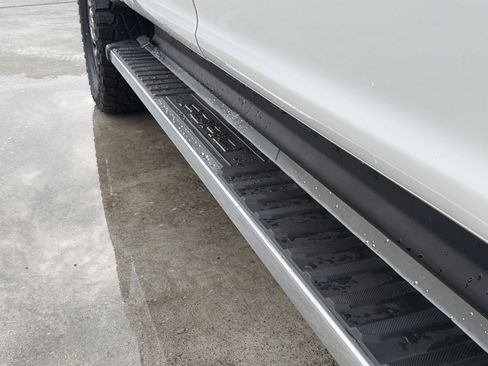 Used 2021 Ford F250 Lariat w/ Lariat Ultimate Package AWD/4WD image 20