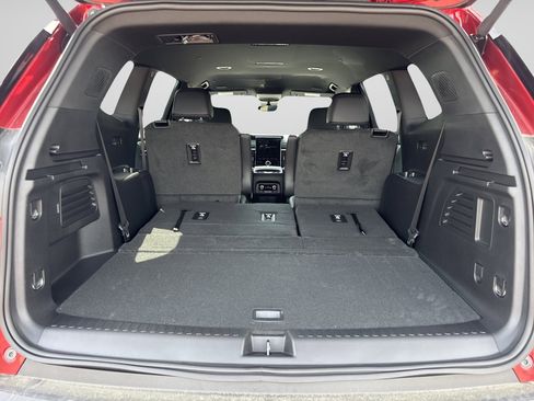 New 2026 GMC Acadia Elevation w/ Elevation Premium Package AWD/4WD image 9