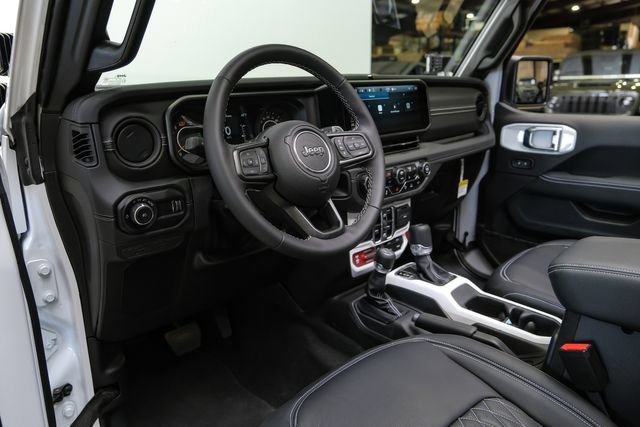 Used 2024 Jeep Wrangler Unlimited Rubicon 392 AWD/4WD image 17