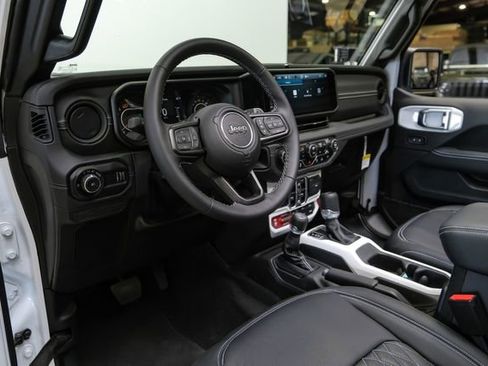 Used 2024 Jeep Wrangler Unlimited Rubicon 392 AWD/4WD image 17