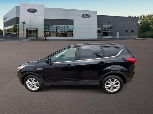 Used 2019 Ford Escape SEL FWD image 6