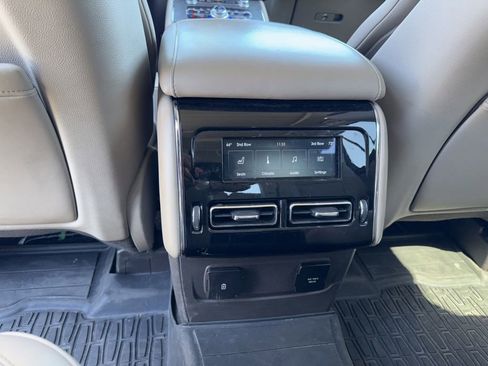 Used 2020 Lincoln Aviator Reserve w/ Equipment Group 201A image 7