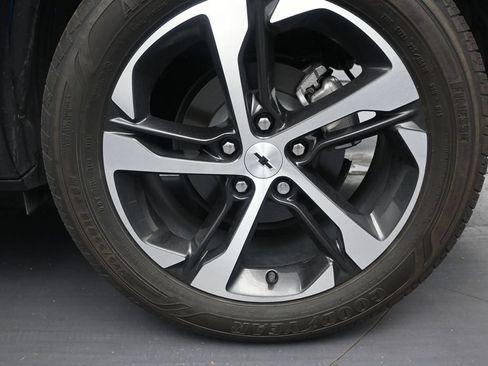 Used 2024 Chevrolet Trax RS FWD image 10