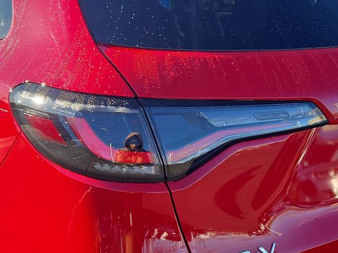 Certified 2025 Honda HR-V Sport image 11