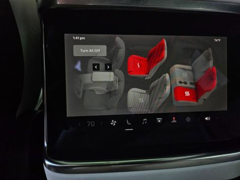 Used 2022 Tesla Model X image 63