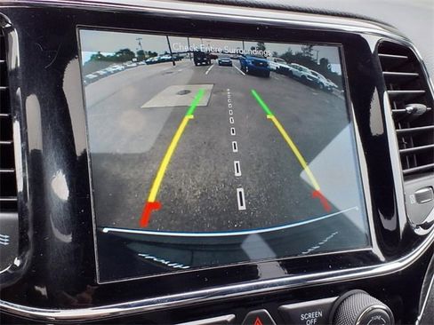 Used 2019 Jeep Grand Cherokee Limited image 6