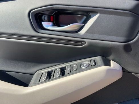 Used 2025 Honda Accord SE image 24