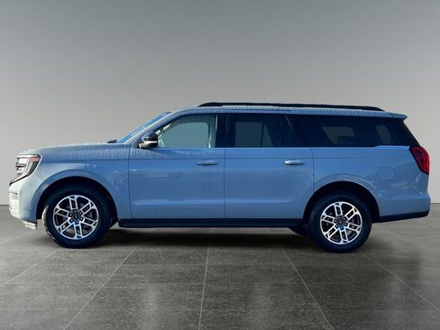 Used 2025 Ford Expedition Max Active AWD/4WD image 5