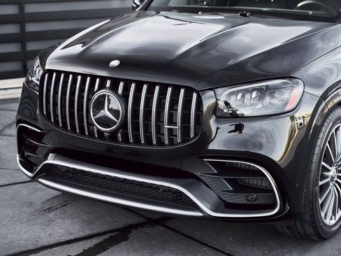 Used 2025 Mercedes-Benz GLS 63 AMG GLS 63 AMG image 6