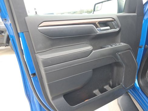 Used 2023 Chevrolet Silverado 1500 RST image 9