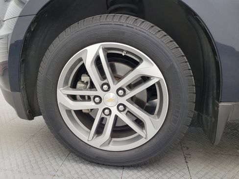 Used 2016 Chevrolet Equinox LTZ w/ Enhanced Convenience Package image 31