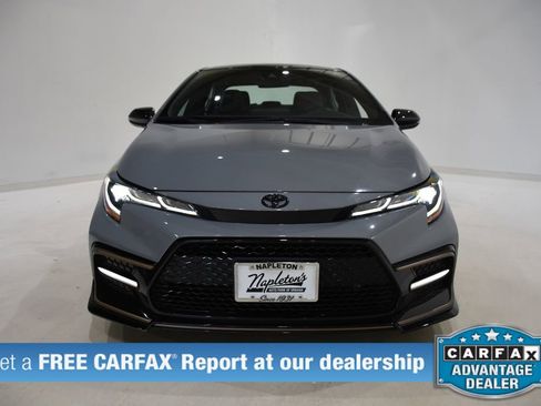 Used 2022 Toyota Corolla SE image 2