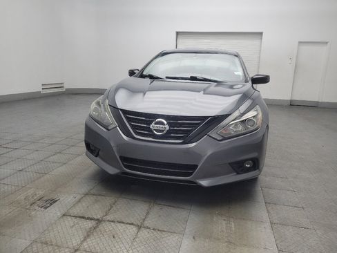 Used 2018 Nissan Altima 2.5 SR w/ SR Midnight Edition FWD image 15
