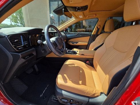 Used 2024 Lexus NX 250 FWD image 17