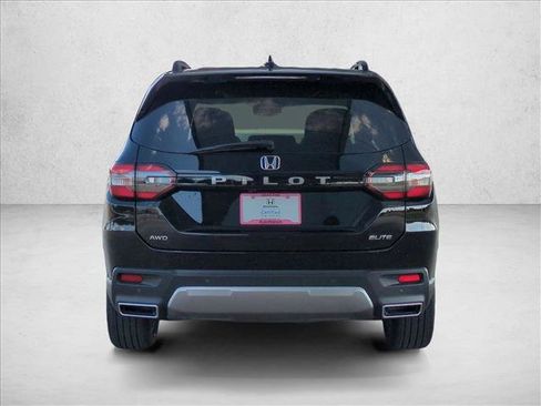 Certified 2026 Honda Pilot Elite image 7