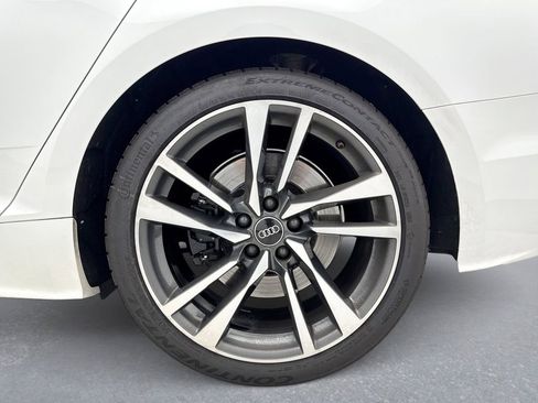 Used 2024 Audi S5 Premium image 25