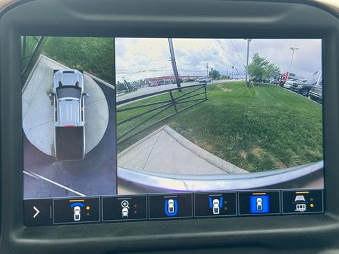 Used 2021 Chevrolet Silverado 2500 High Country w/ Z71 Off-Road Package AWD/4WD image 13