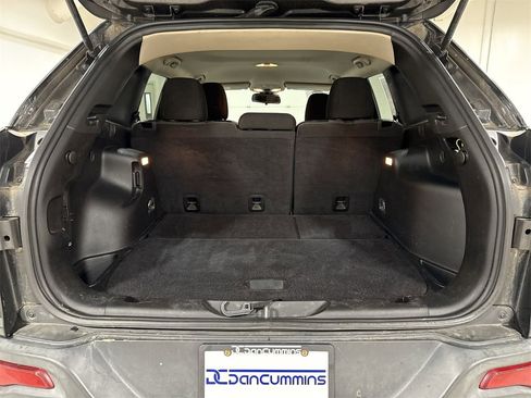 Used 2014 Jeep Cherokee Latitude image 22