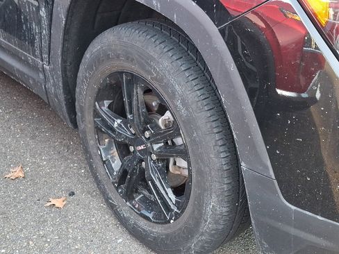 Used 2023 GMC Terrain AT4 w/ Infotainment Package II image 10