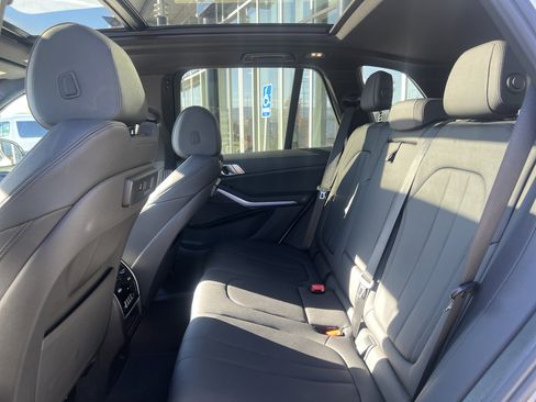 Used 2021 BMW X5 xDrive40i w/ Convenience Package image 25