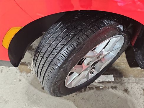 Used 2024 Kia Soul LX w/ Option Group 015 image 34