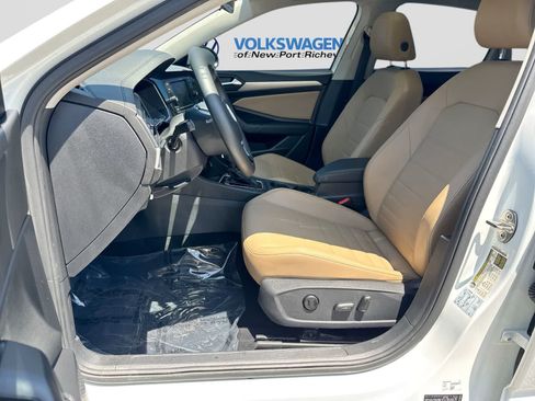 Used 2021 Volkswagen Jetta SE FWD image 22
