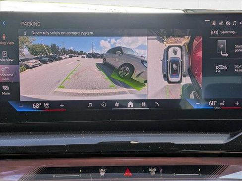 New 2026 BMW i5 eDrive40 image 10