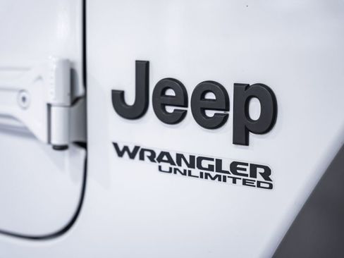 Certified 2022 Jeep Wrangler Unlimited Sport image 14