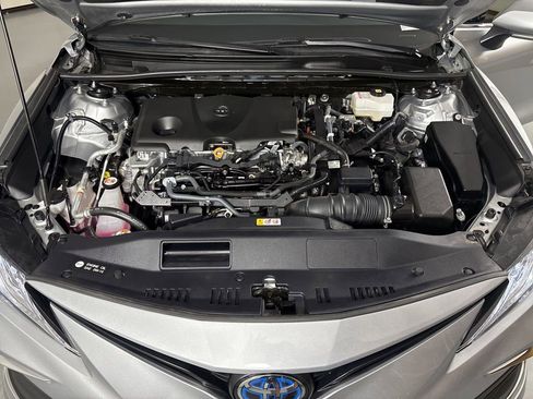 Used 2024 Toyota Camry XLE FWD image 33