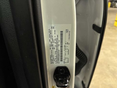 Used 2021 Ford F150 Lariat image 14